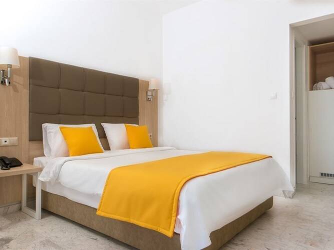 Aristoteles Holiday Resort & Spa