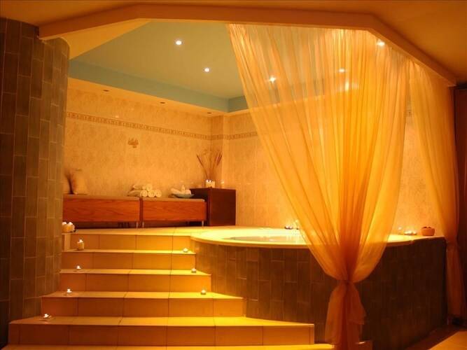 Aristoteles Holiday Resort & Spa
