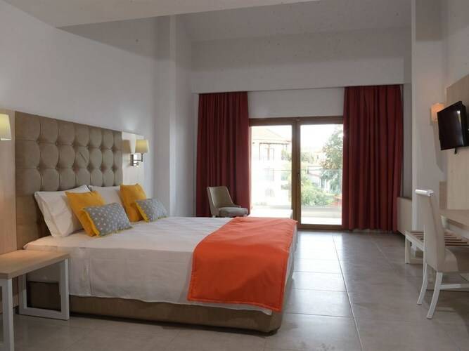 Aristoteles Holiday Resort & Spa