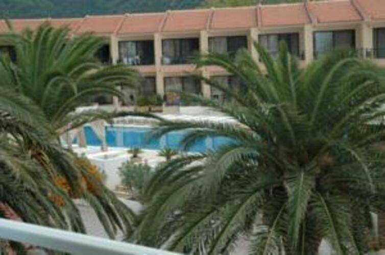Toroni Blue Sea