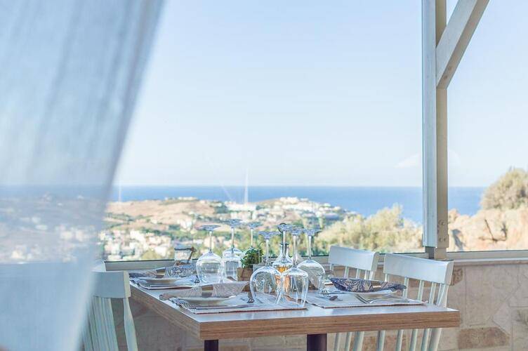 Pela Mare Hotel