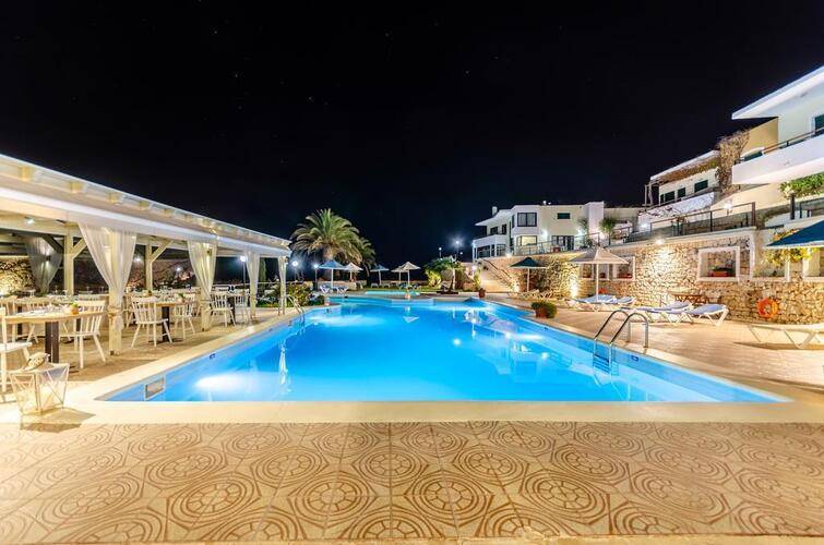 Pela Mare Hotel