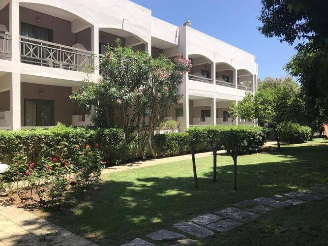 Pantheon Hotel (Adults Only 12+)