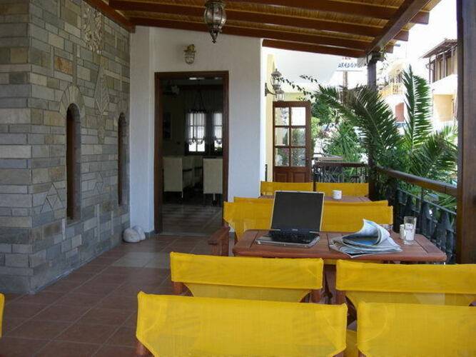 Makedonia Hotel