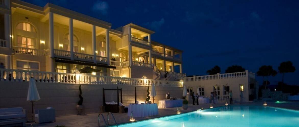 Mabely Grand Hotel