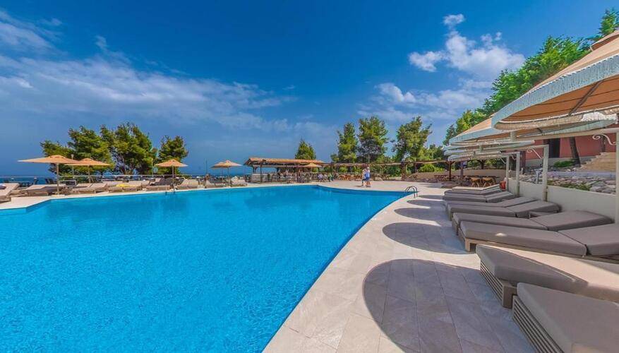 Alia Palace Hotel