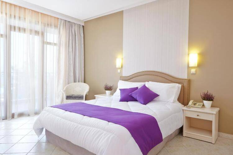 Alia Palace Hotel