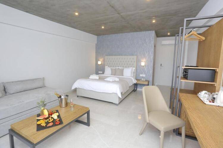 Alia Palace Hotel