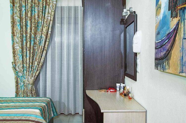 Anna Maria Paradise Hotel