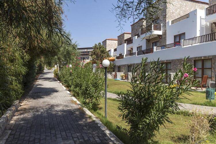 Costa Lindia Hotel