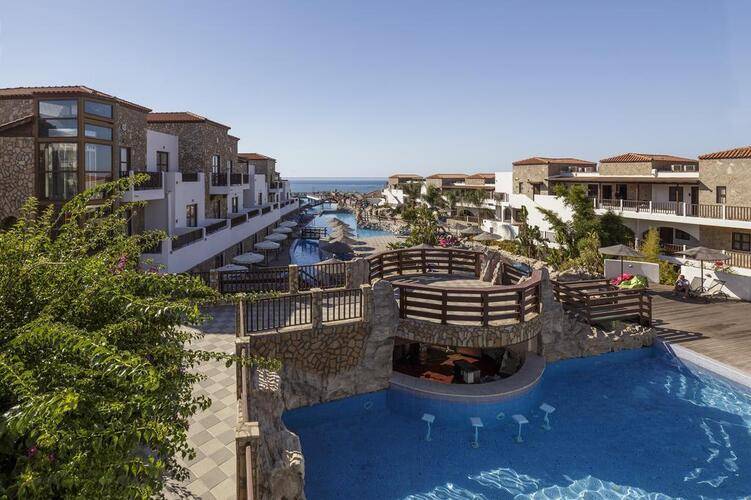 Costa Lindia Hotel
