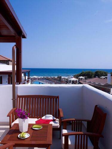 Costa Lindia Hotel
