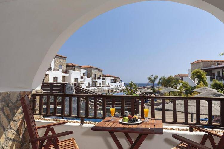 Costa Lindia Hotel