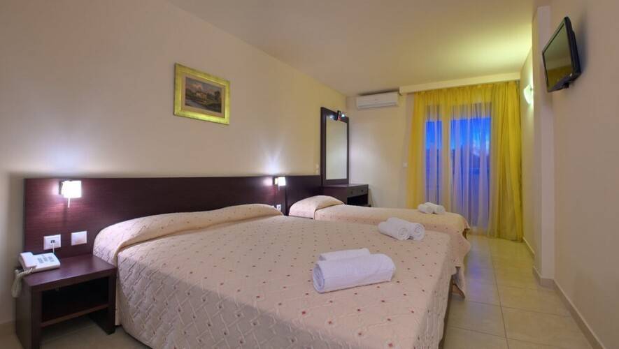 Elinotel Polis Hanioti