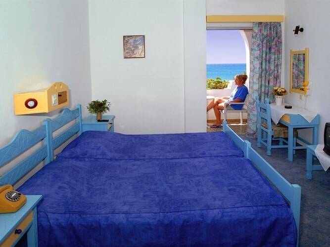 Alianthos Beach Hotel