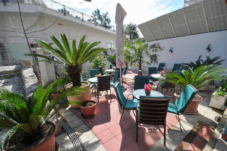 Hotel Oaza