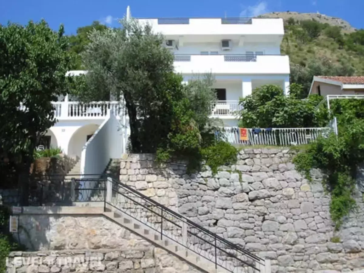 Apartments Horizont (Ex. Apartment Zarko Mitrovic)