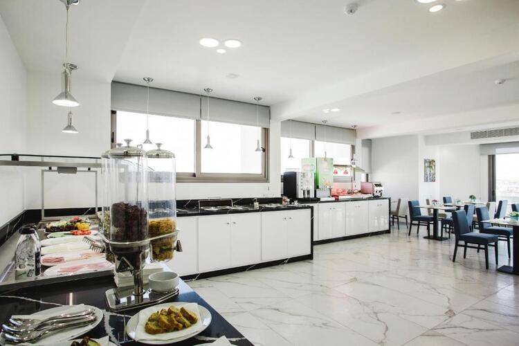 Frangiorgio Apts