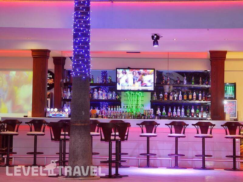 Фотография Tropicana Beach Hotel