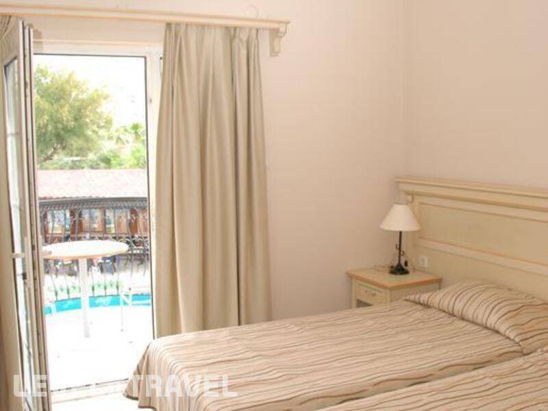 Фотография Tropicana Beach Hotel