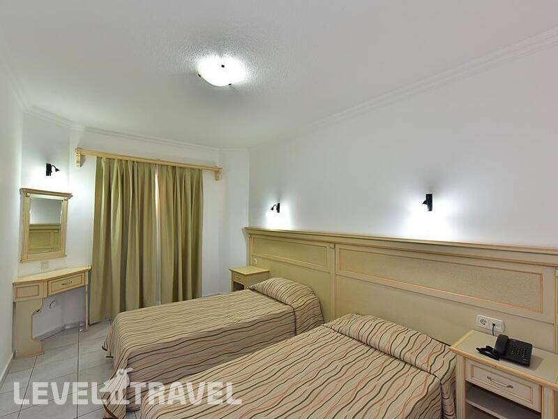 Фотография Tropicana Beach Hotel