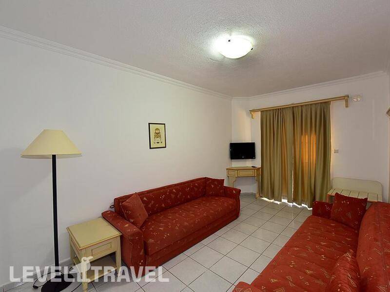 Фотография Tropicana Beach Hotel