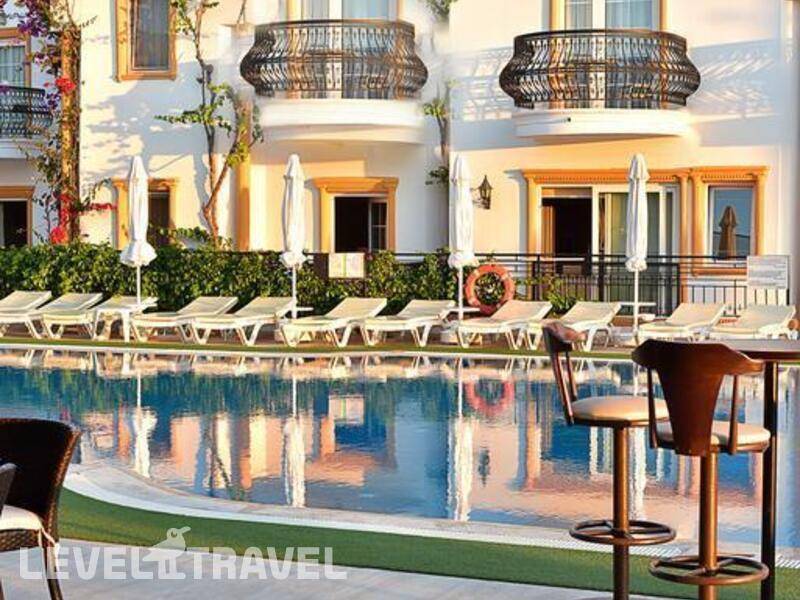 Фотография Tropicana Beach Hotel