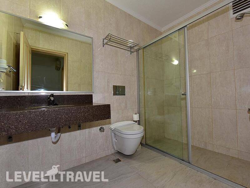 Фотография Tropicana Beach Hotel