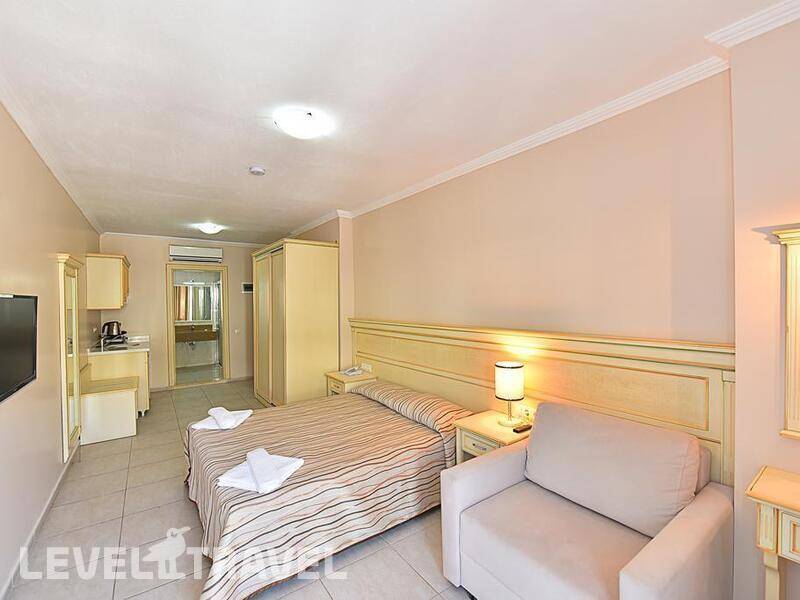 Фотография Tropicana Beach Hotel