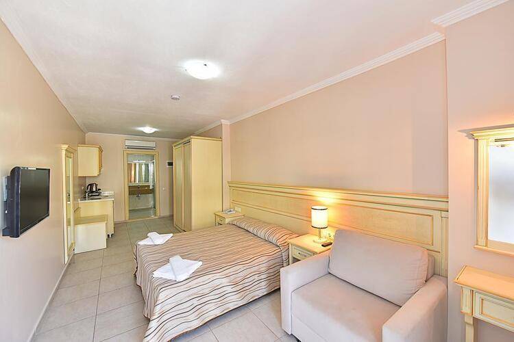 Tropicana Beach Hotel