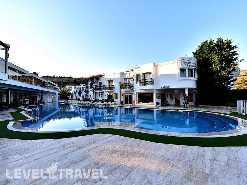 Фотография Tropicana Beach Hotel