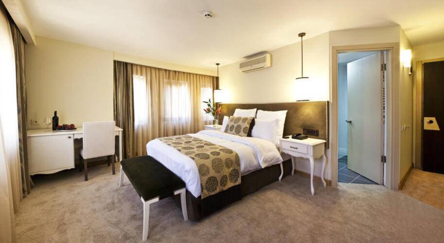 Taxim Town Hotel