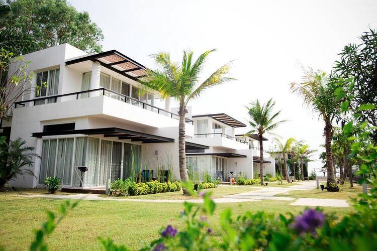 Bandara On Sea Hotel