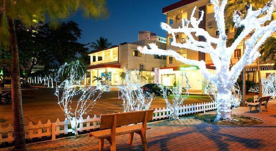 Tropicana Hotel