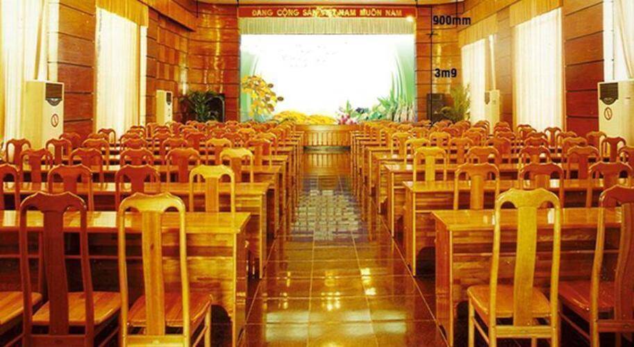 Tropicana Hotel