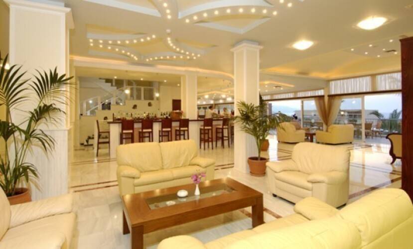 Selini Suites
