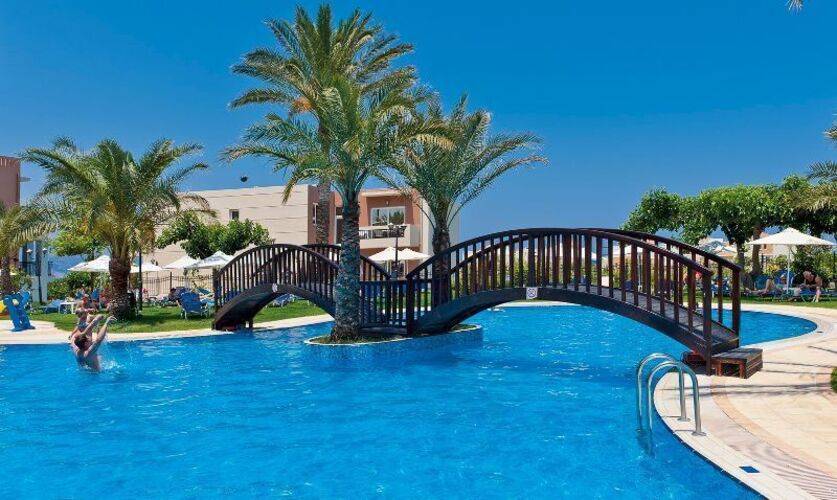 Selini Suites