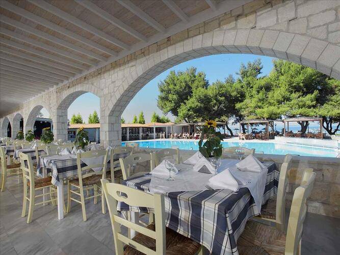 Portes Beach Hotel