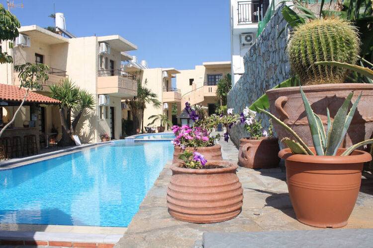 Lolas Hotel
