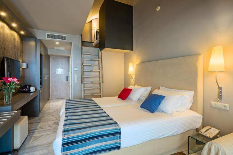 Kyma Suites Beach Hotel