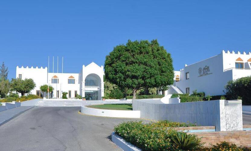 Alfa Beach Hotel