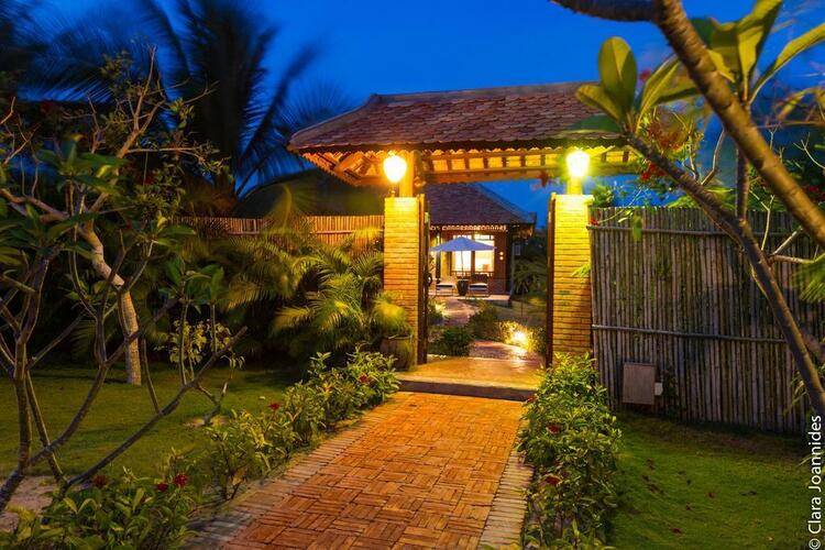Full Moon Village