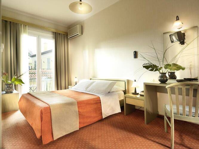 Adrian Hotel