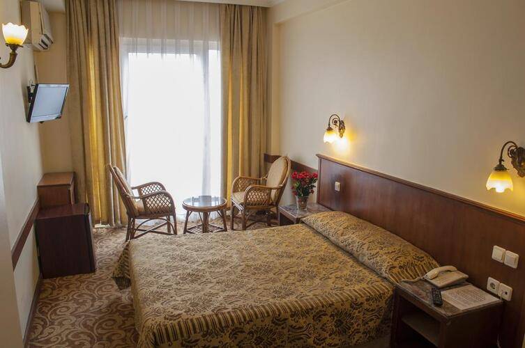 Hali Hotel