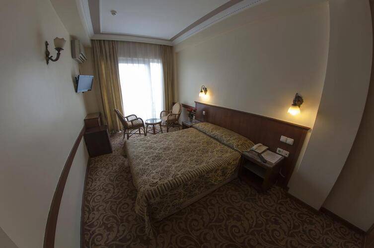 Hali Hotel
