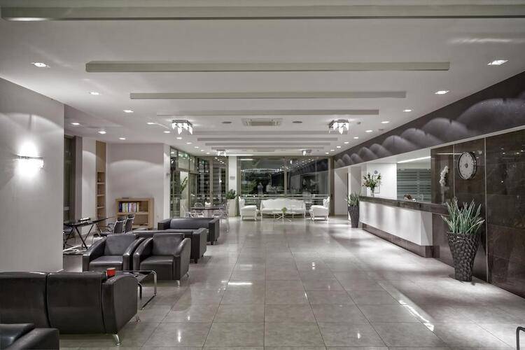 Bomo Lagomandra Hotel