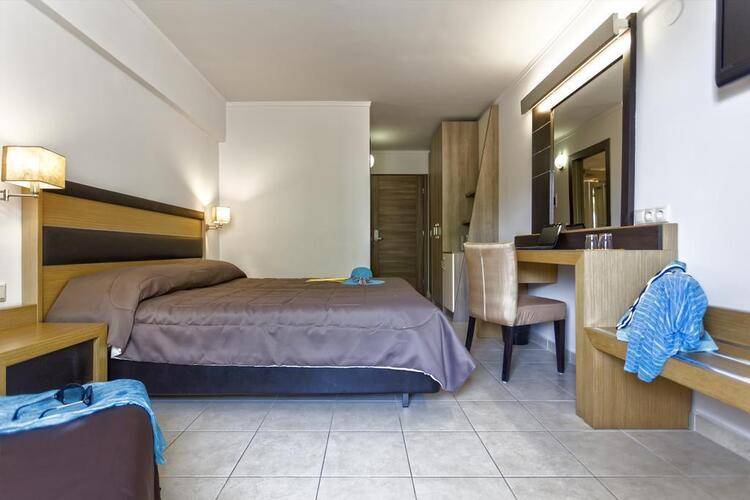 Bomo Lagomandra Hotel