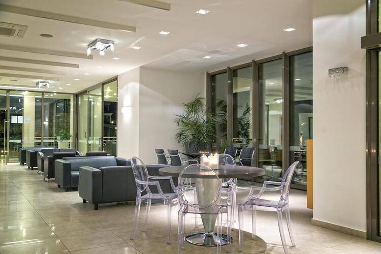Bomo Lagomandra Hotel