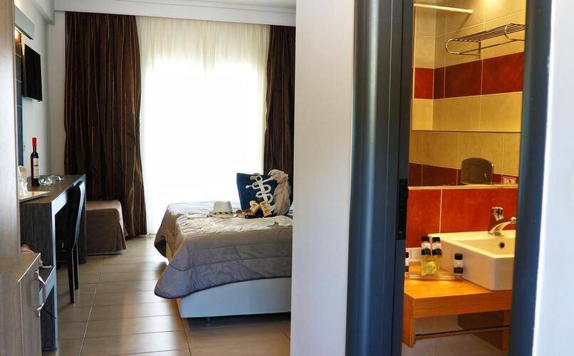Bomo Lagomandra Hotel