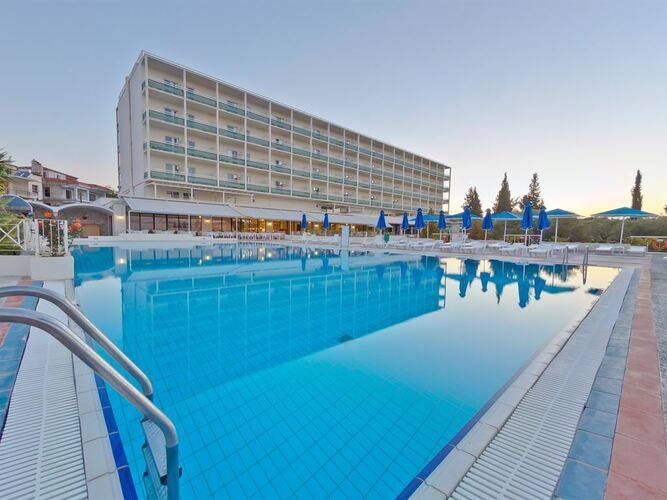 Bomo Palmariva Beach